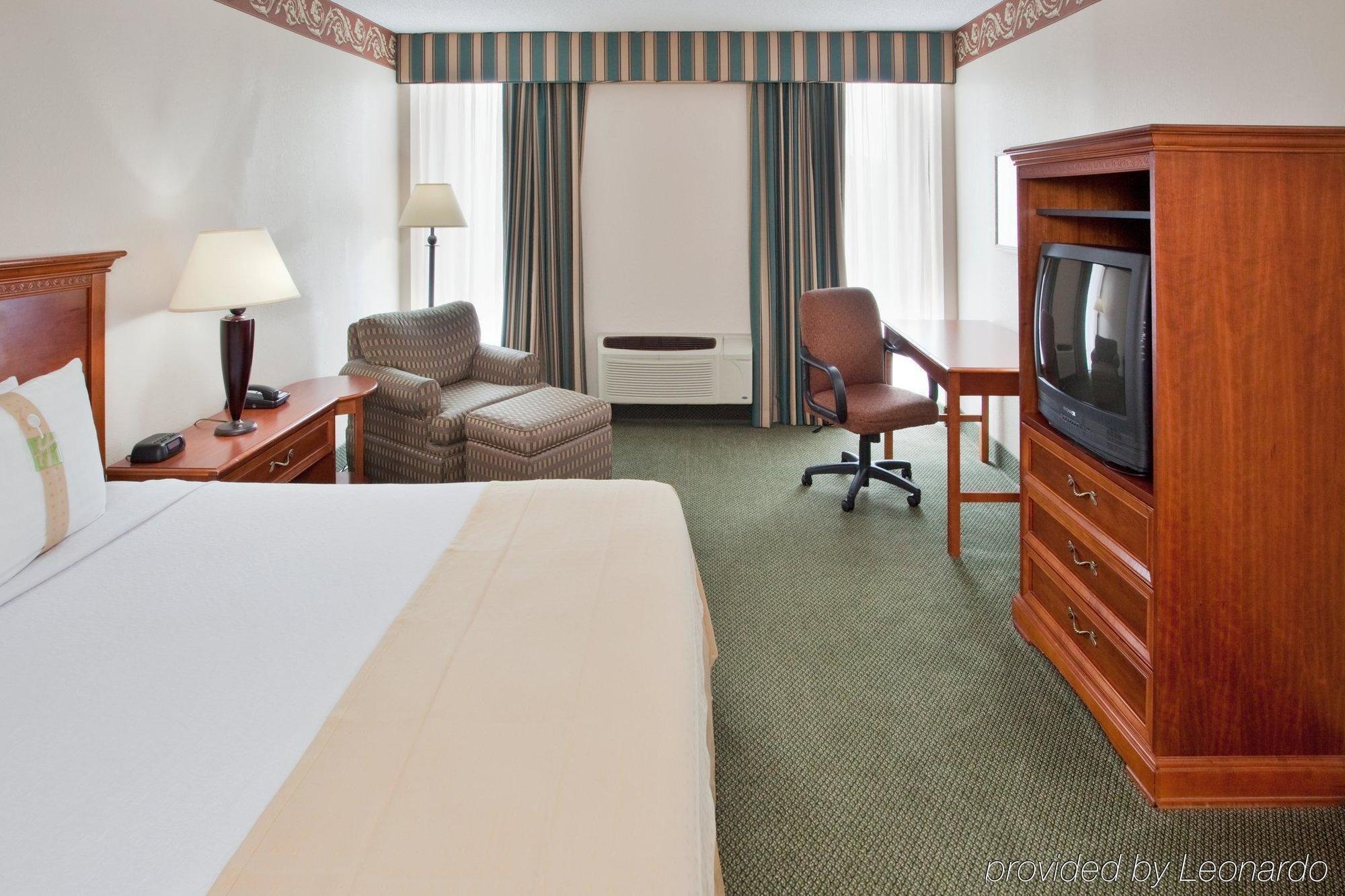 DoubleTree by Hilton Raleigh Midtown, NC Hotel Eksteriør billede
